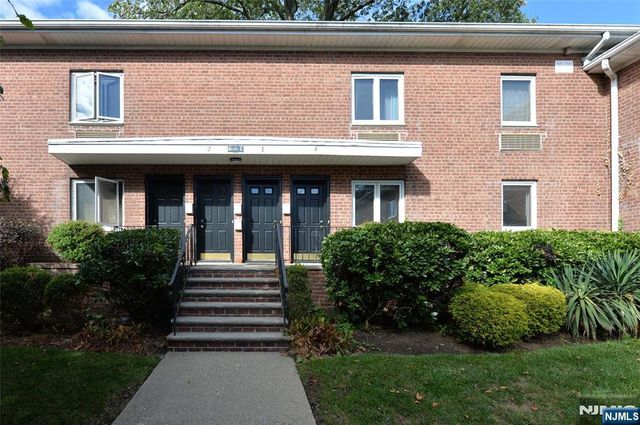 250 Oak E4, Ridgewood, NJ 07450