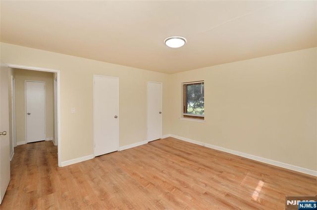 250 Oak E4, Ridgewood, NJ 07450