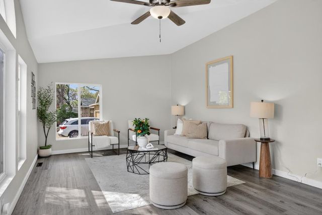 3287 Country Club Dr, Cameron Park, CA 95682