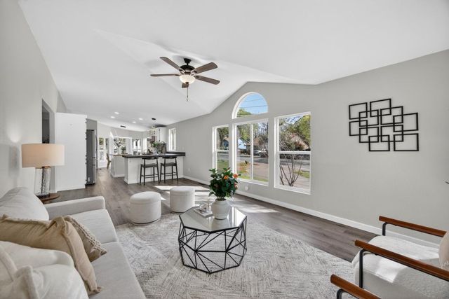 3287 Country Club Dr, Cameron Park, CA 95682