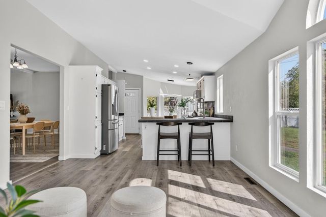 3287 Country Club Dr, Cameron Park, CA 95682