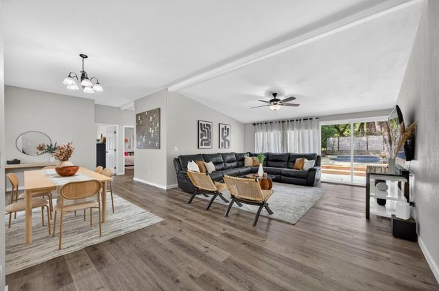 3287 Country Club Dr, Cameron Park, CA 95682