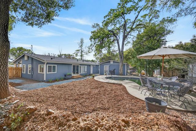 3287 Country Club Dr, Cameron Park, CA 95682