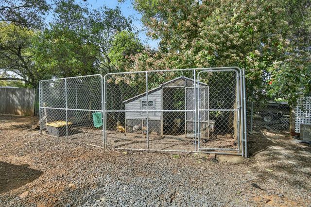 3287 Country Club Dr, Cameron Park, CA 95682