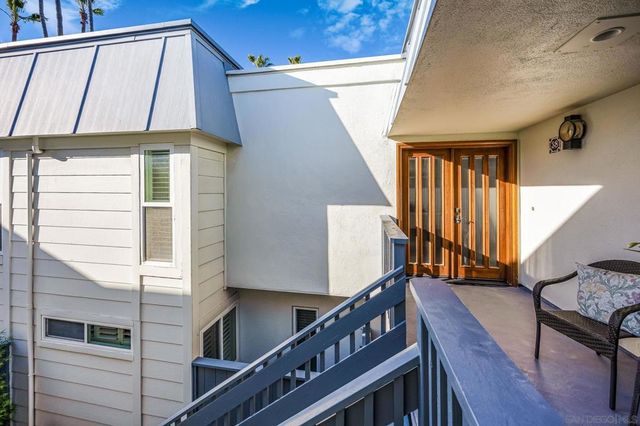 38 Antigua Ct, Coronado, CA 92118