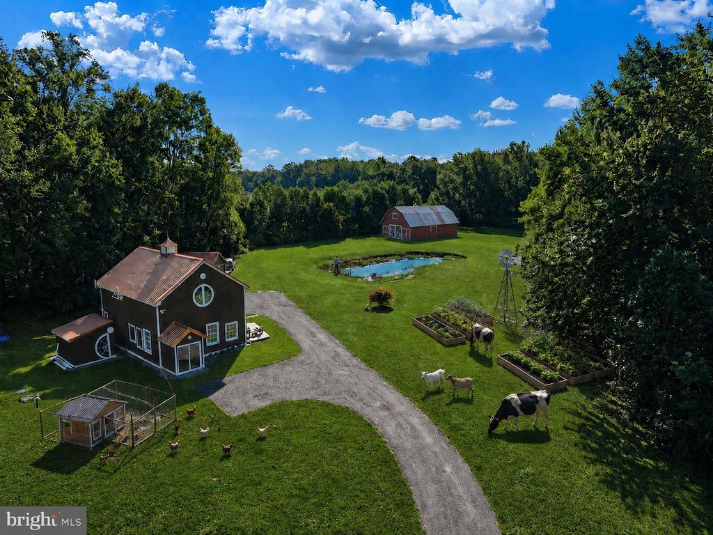 3562 SEVEN HICKORIES RD, Dover, DE 19904