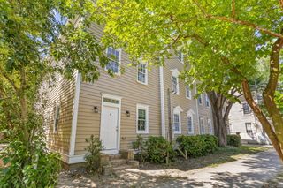 39 Radcliffe Street 39c, Charleston, SC 29403