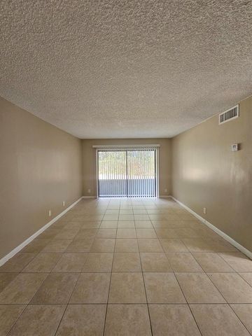 1720 N Congress Avenue 107, West Palm Beach, FL 33401