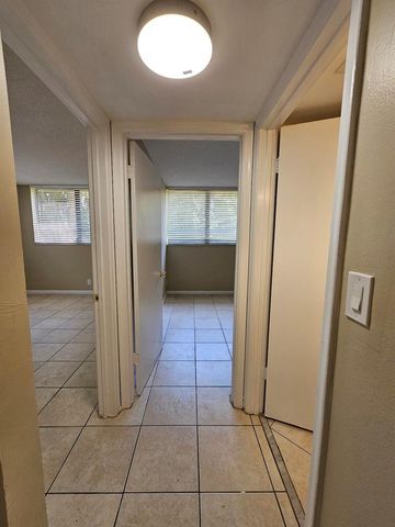 1720 N Congress Avenue 107, West Palm Beach, FL 33401
