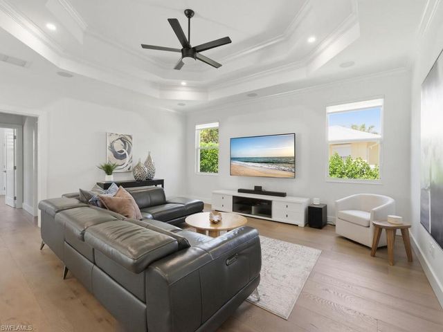 10925 Parnu ST, Naples, FL 34109