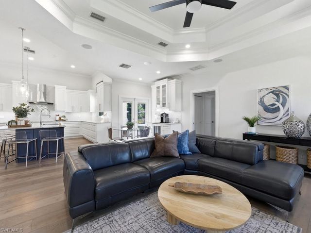 10925 Parnu ST, Naples, FL 34109