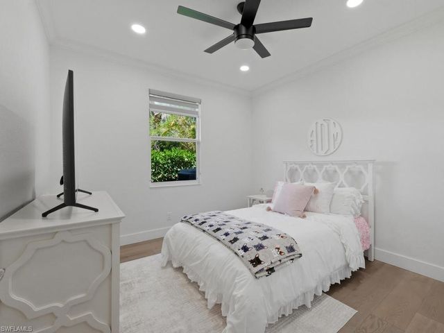 10925 Parnu ST, Naples, FL 34109