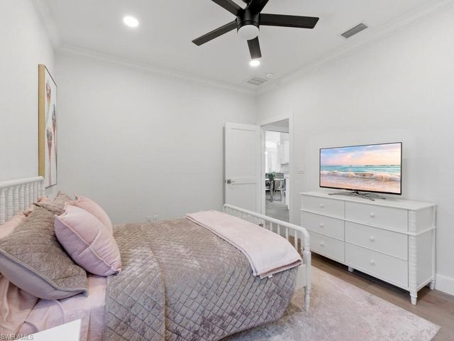 10925 Parnu ST, Naples, FL 34109