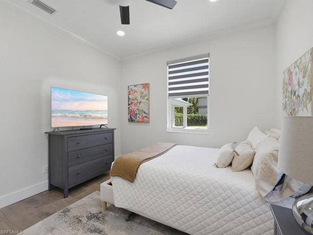 10925 Parnu ST, Naples, FL 34109