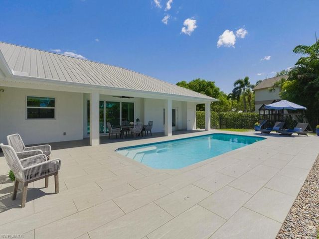 10925 Parnu ST, Naples, FL 34109