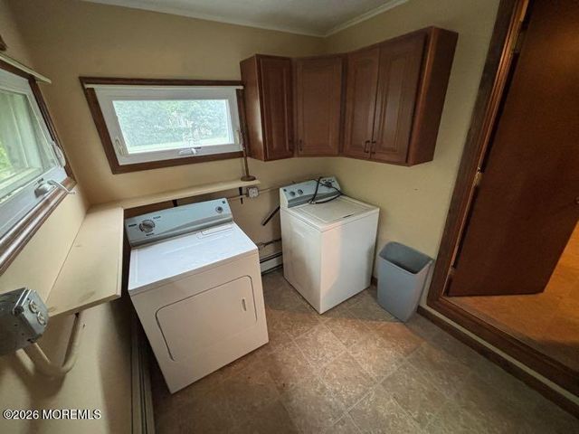 15 Cedar Street, New Egypt, NJ 08533