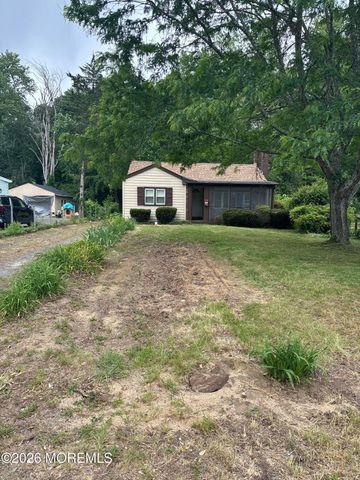 15 Cedar Street, New Egypt, NJ 08533