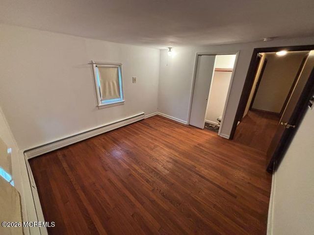 15 Cedar Street, New Egypt, NJ 08533