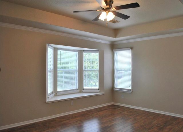 19438 Juniper Vale Circle, Houston, TX 77084