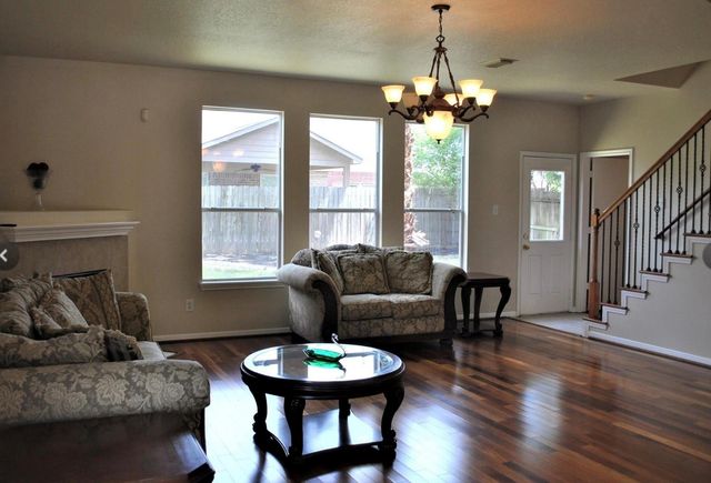 19438 Juniper Vale Circle, Houston, TX 77084