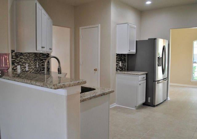 19438 Juniper Vale Circle, Houston, TX 77084