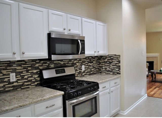 19438 Juniper Vale Circle, Houston, TX 77084