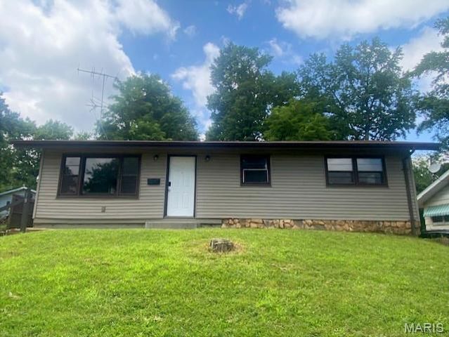 39 Bayview Drive, Ferguson, MO 63135