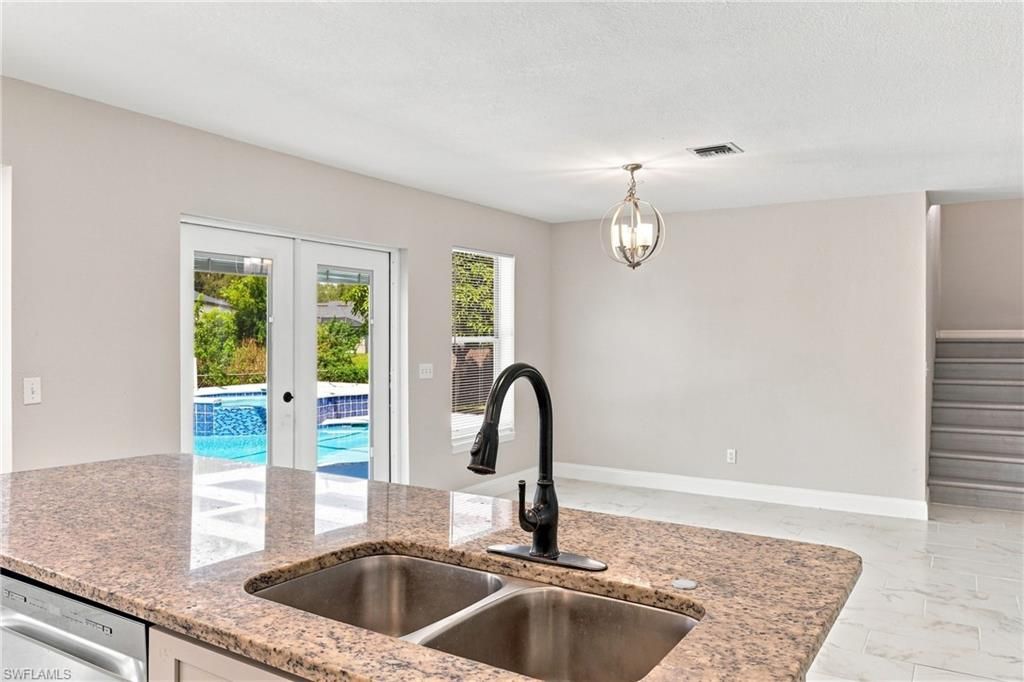 Image 13 of property listing at 1014 SW 15th AVE, Cape Coral, FL 33991