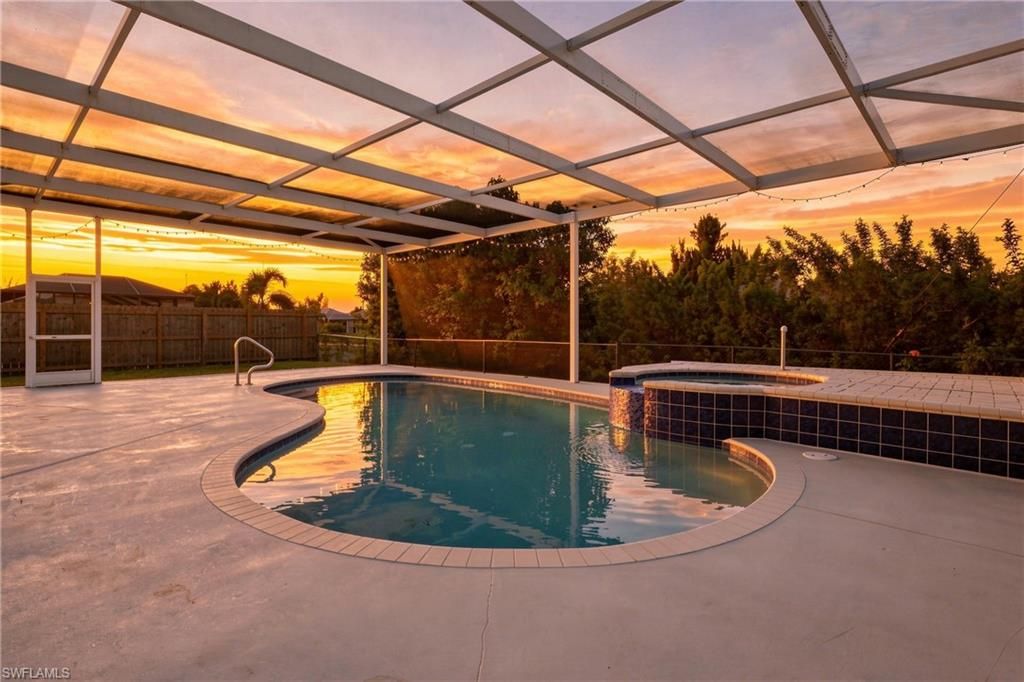 Image 31 of property listing at 1014 SW 15th AVE, Cape Coral, FL 33991