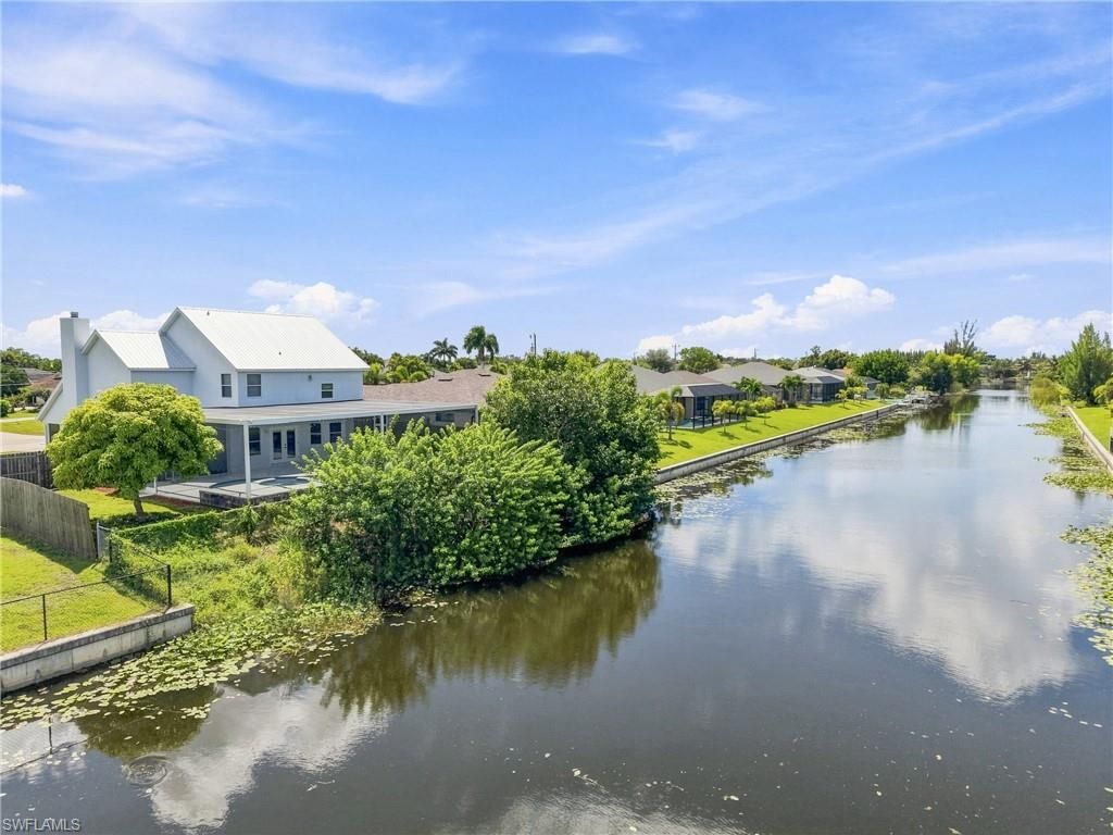Image 38 of property listing at 1014 SW 15th AVE, Cape Coral, FL 33991