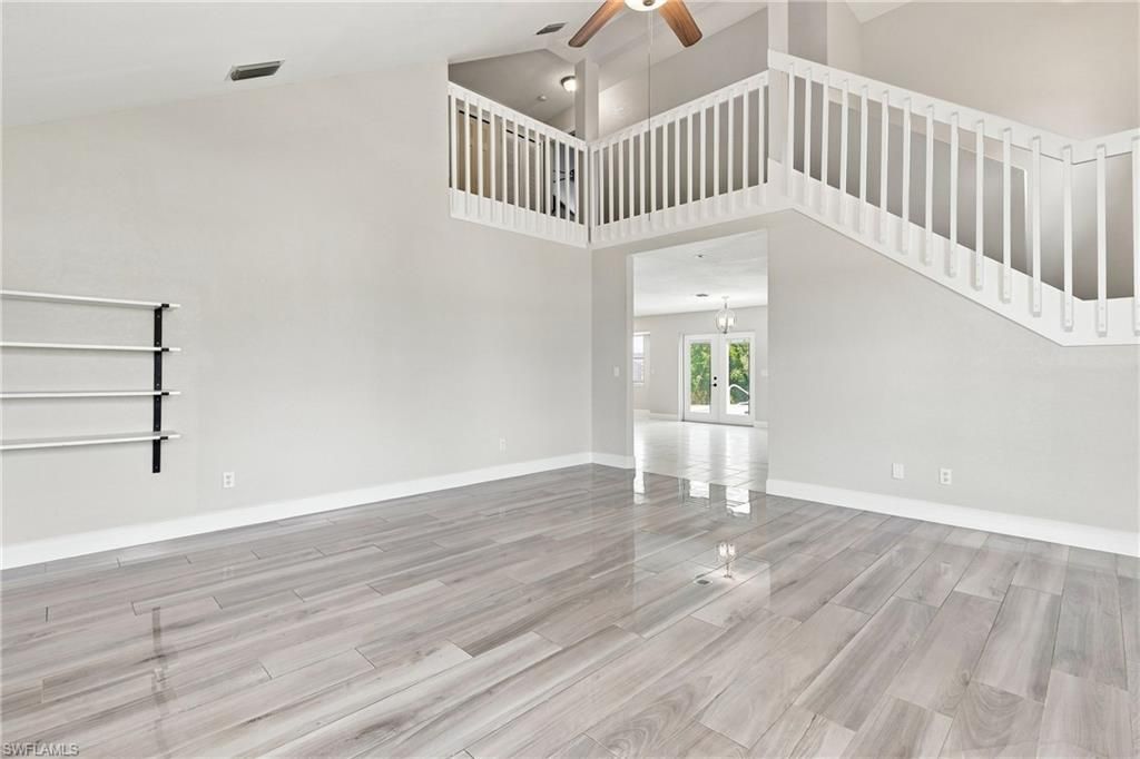 Image 8 of property listing at 1014 SW 15th AVE, Cape Coral, FL 33991