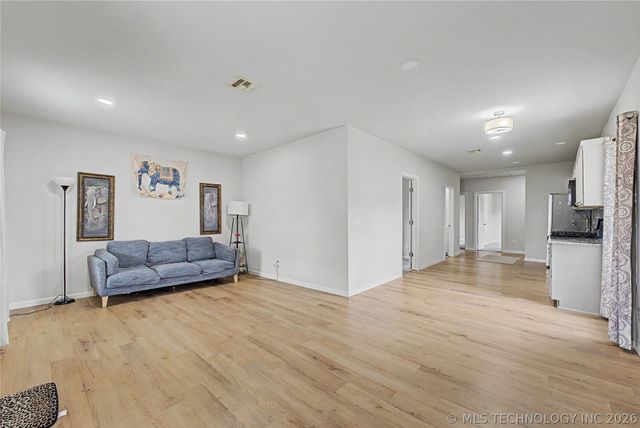510 S 39th West Avenue, Tulsa, OK 74127