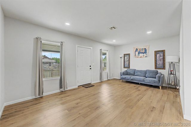 510 S 39th West Avenue, Tulsa, OK 74127