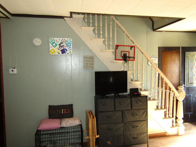 404 S 6TH Street, Cuba, IL 61427