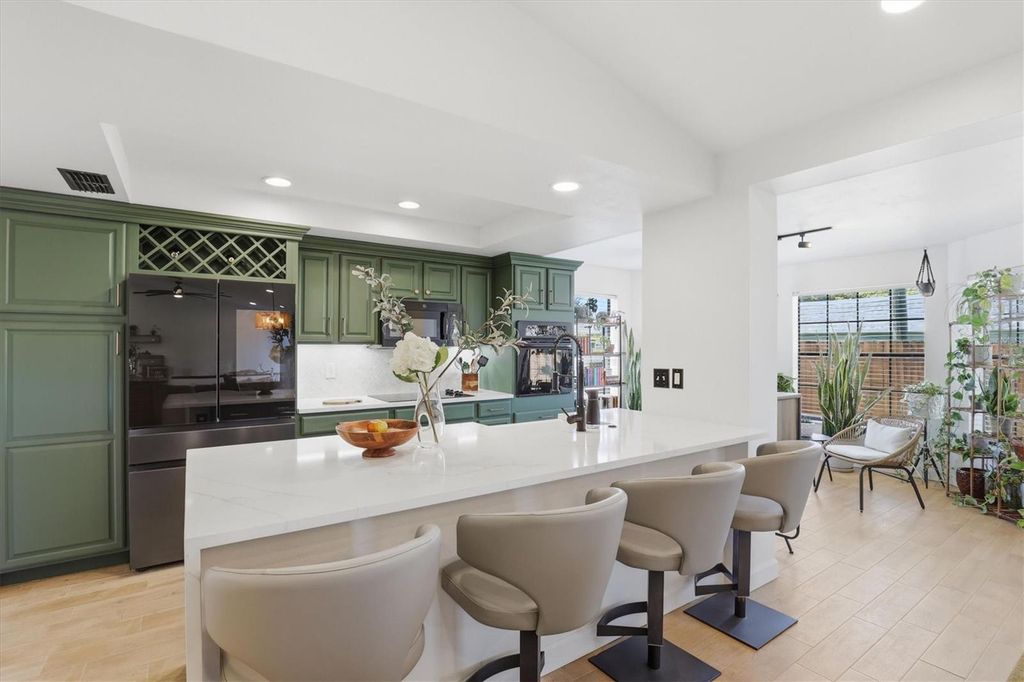 Image 2 of property listing at 3713 SARAZEN DRIVE, New Port Richey, FL 34655