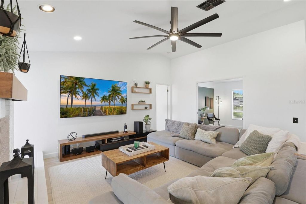 Image 11 of property listing at 3713 SARAZEN DRIVE, New Port Richey, FL 34655