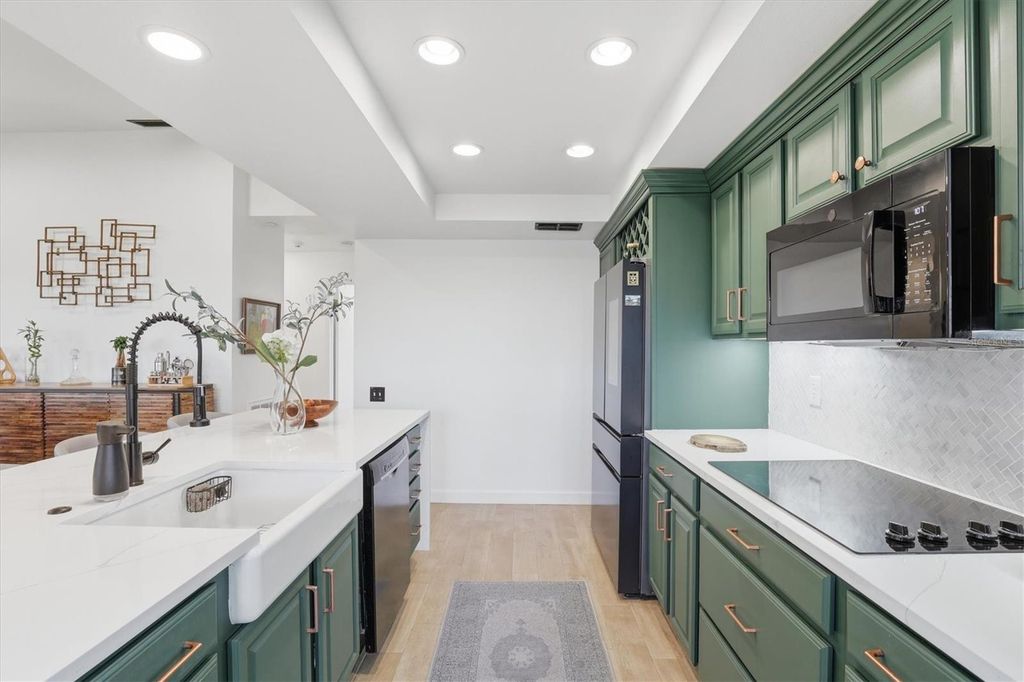 Image 24 of property listing at 3713 SARAZEN DRIVE, New Port Richey, FL 34655