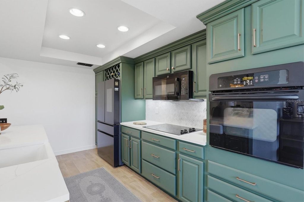 Image 25 of property listing at 3713 SARAZEN DRIVE, New Port Richey, FL 34655