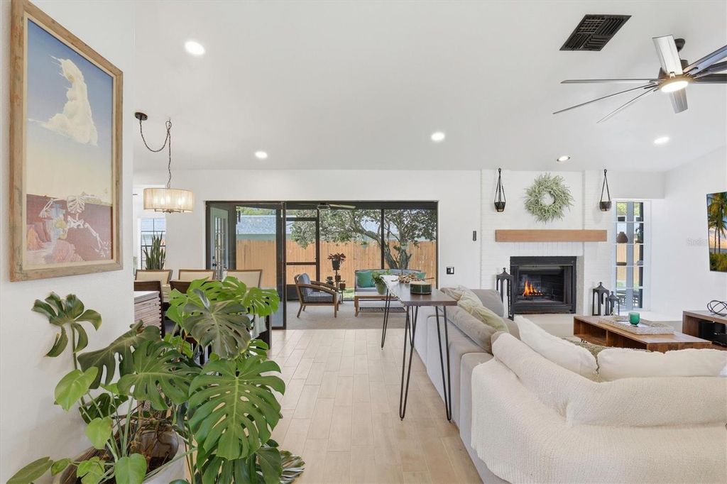 Image 8 of property listing at 3713 SARAZEN DRIVE, New Port Richey, FL 34655