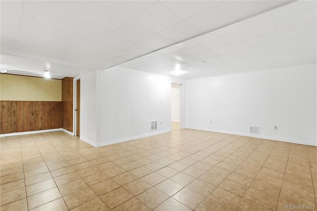 323 Fulton Street, Aurora, CO 80010