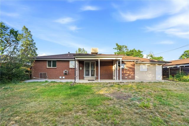 323 Fulton Street, Aurora, CO 80010