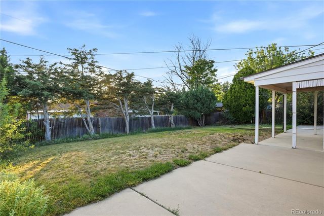 323 Fulton Street, Aurora, CO 80010