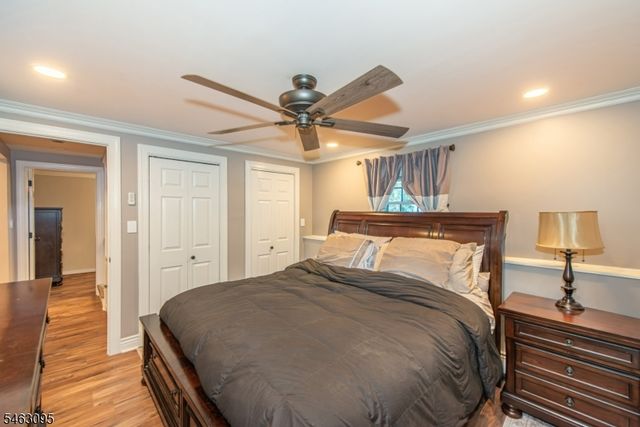 33 Lakeside Ave, Bloomingdale Boro, NJ 07403