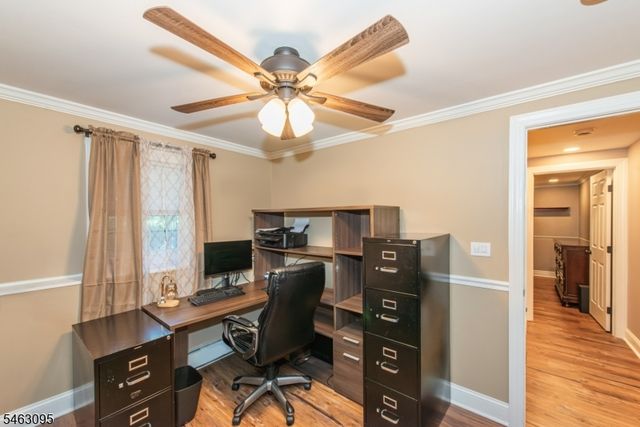 33 Lakeside Ave, Bloomingdale Boro, NJ 07403