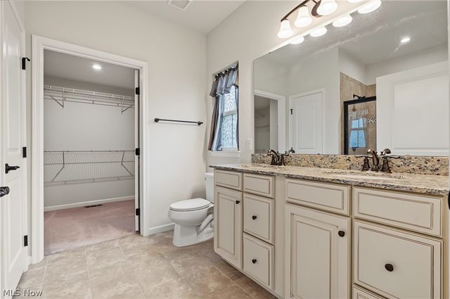 830 Sunrise Circle, Aurora, OH 44202