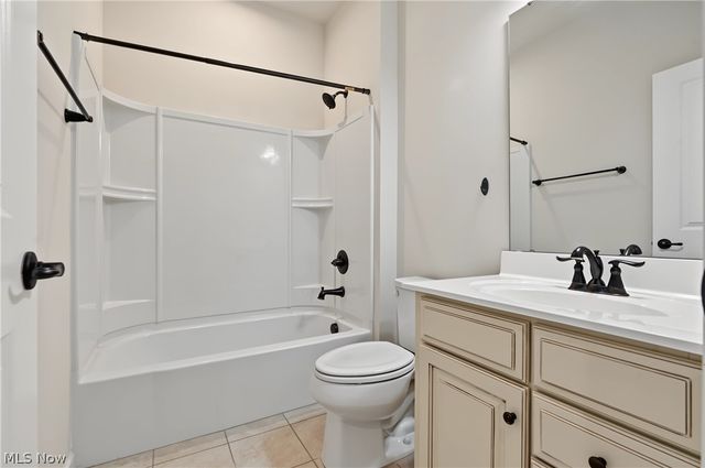 830 Sunrise Circle, Aurora, OH 44202