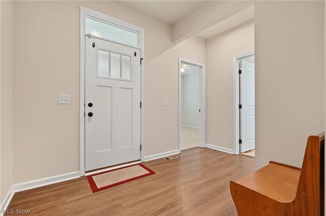 830 Sunrise Circle, Aurora, OH 44202