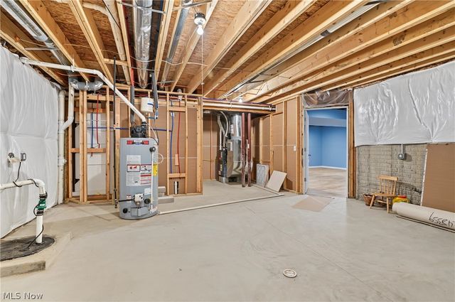830 Sunrise Circle, Aurora, OH 44202