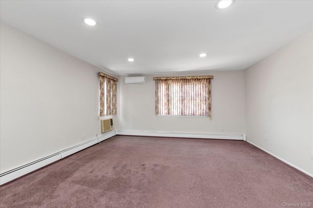 810 Ibsen Street, Woodmere, NY 11598