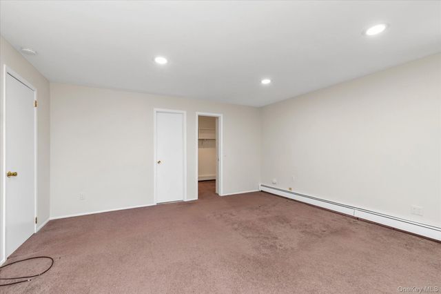 810 Ibsen Street, Woodmere, NY 11598